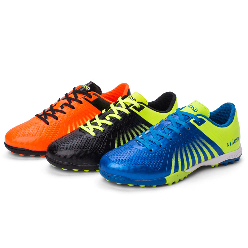 Foreign trade low top spikes AG spike soccer shoes